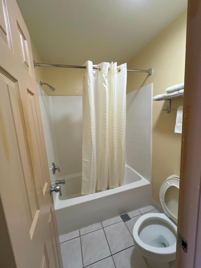 Executive Inn & Suites Lackland Afb ซานอันโตนิโอ ภายนอก รูปภาพ