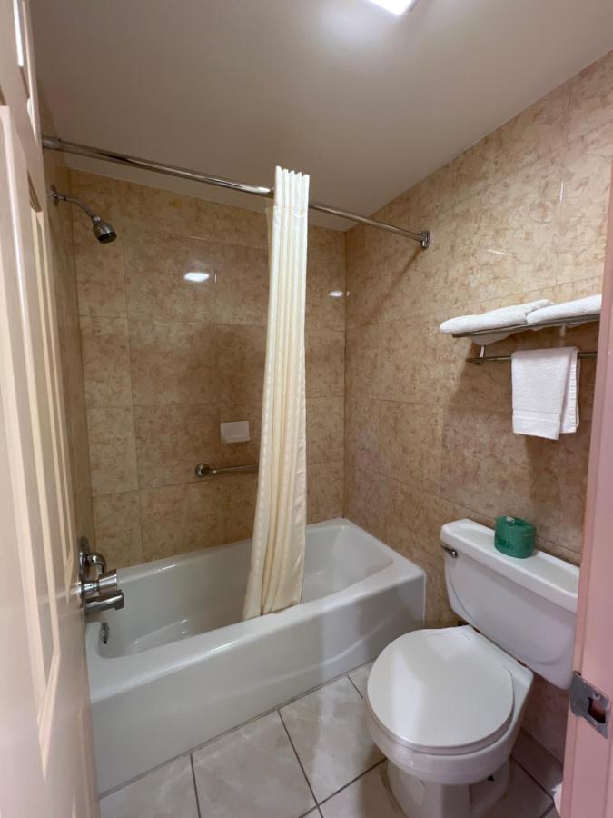 Executive Inn & Suites Lackland Afb ซานอันโตนิโอ ภายนอก รูปภาพ